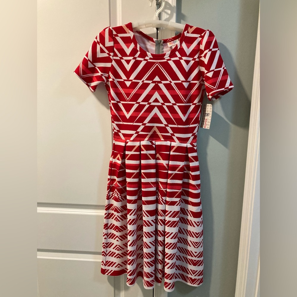 Lularoe Amelia dress size Small
